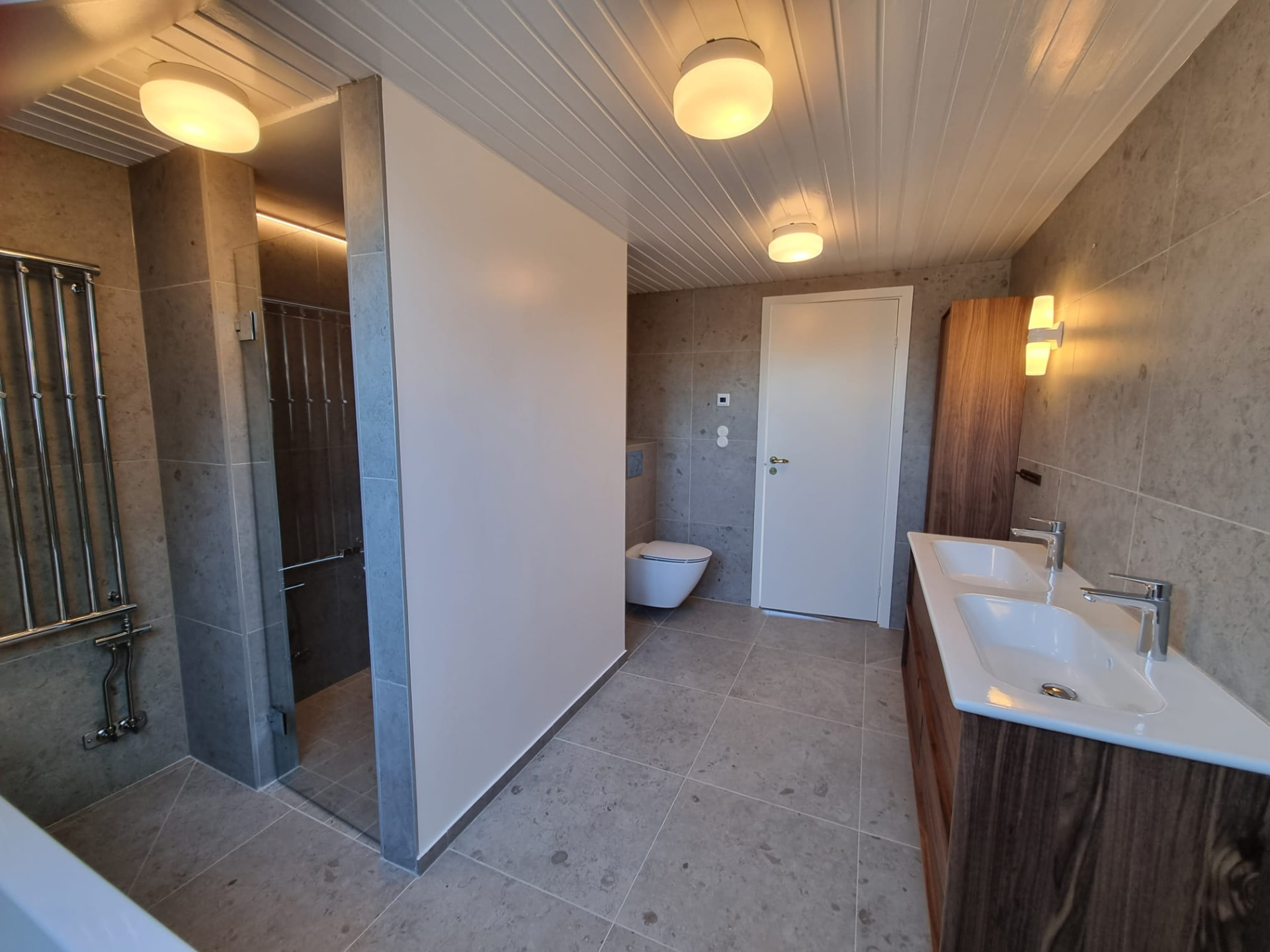 Revonation i Täby — bild 3